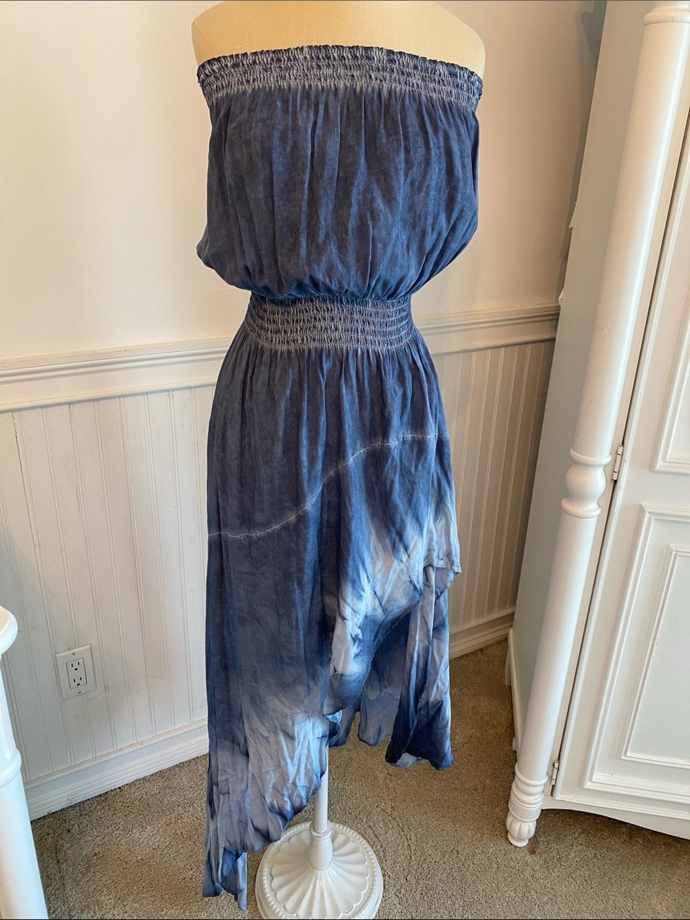 Strapless off the shoulder tie dye dress